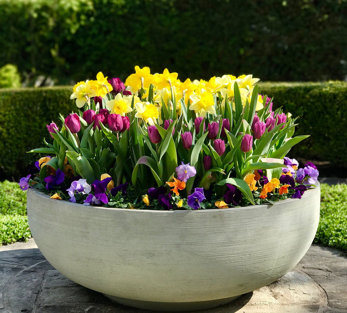 seasonal display urns for landscaping in toronto